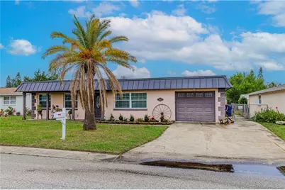 3417 Hoover Dr, Holiday, FL 34691 - Photo 5