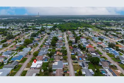 3417 Hoover Dr, Holiday, FL 34691 - Photo 9