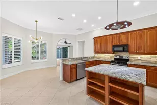 2229 Goshawk Ct, Naples, FL 34105 - Photo 7