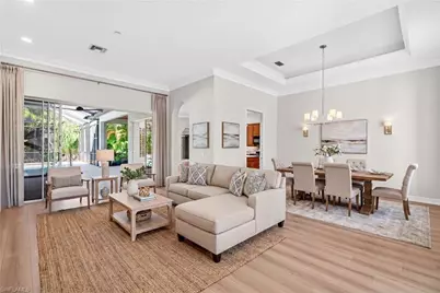2229 Goshawk Ct, Naples, FL 34105 - Photo 5