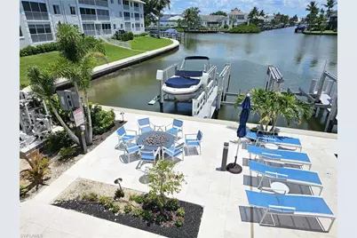 10620 Gulf Shore Dr #201, Naples, FL 34108 - Photo 27