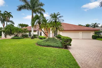 700 Hollybriar Ln, Naples, FL 34108 - Photo 13