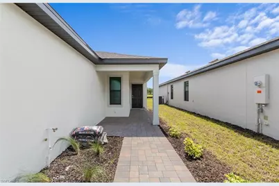 1222 Caloosa Cove Dr, Labelle, FL 33935 - Photo 3