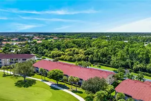 2760 Cypress Trace Cir, Naples, FL 34119 - Photo 25