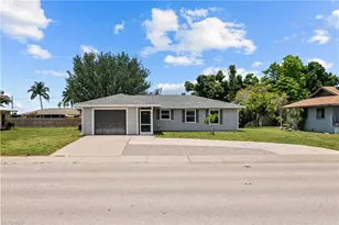 612 Santa Barbara Blvd, Cape Coral, FL 33991 - Photo 33