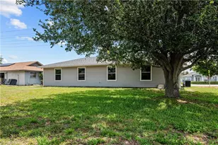 612 Santa Barbara Blvd, Cape Coral, FL 33991 - Photo 31