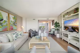 7515 Pelican Bay Blvd, Naples, FL 34108 - Photo 17