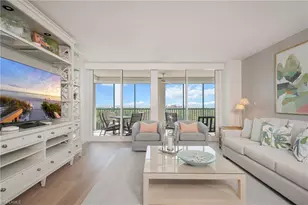 7515 Pelican Bay Blvd, Naples, FL 34108 - Photo 13