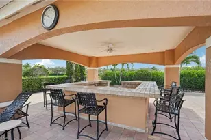 1840 Florida Club Cir, Naples, FL 34112 - Photo 23