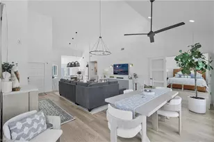 651 Bridge Way Ln, Naples, FL 34108 - Photo 9