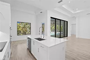 82 Tahiti Rd, Marco Island, FL 34145 - Photo 11
