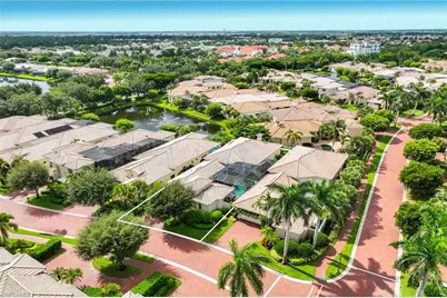 9154 Torrefino Ct, Naples, FL 34109 - Photo 5