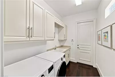 9154 Torrefino Ct, Naples, FL 34109 - Photo 37