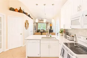 8274 Twelve Oaks Cir, Naples, FL 34113 - Photo 11