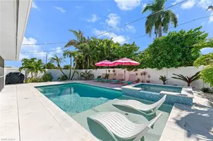 690 100th Ave N, Naples, FL 34108 - Photo 1