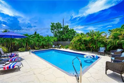 672 100th Ave, Naples, FL 34108 - Photo 1