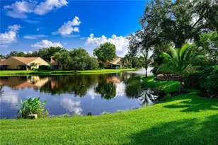 589 Beachwalk Cir, Naples, FL 34108 - Photo 29