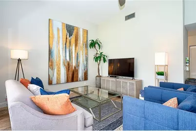 589 Beachwalk Cir #P-203, Naples, FL 34108 - Photo 3