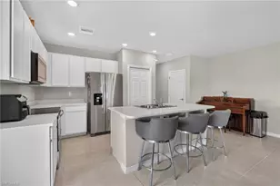 15364 Wildflower Cir, Naples, FL 34119 - Photo 5