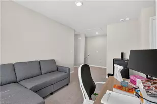 15364 Wildflower Cir, Naples, FL 34119 - Photo 17