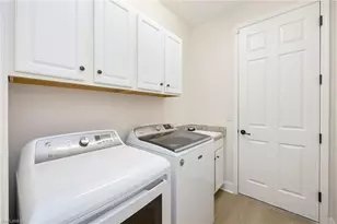28062 Edenderry Ct, Bonita Springs, FL 34135 - Photo 25