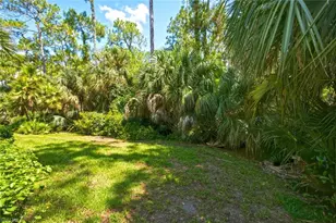 1903 Tarpon Bay Dr N, Naples, FL 34119 - Photo 27