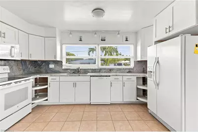 5224 Tower Dr, Cape Coral, FL 33904 - Photo 11