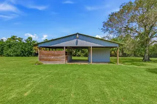 1131 10th Ave NE, Naples, FL 34120 - Photo 23