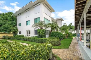 1100 8th Ave S, Naples, FL 34102 - Photo 19
