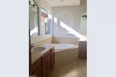 6473 Caldecott Dr, Naples, FL 34113 - Photo 9