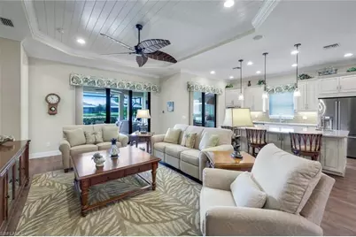 8362 Viale Cir, Naples, FL 34114 - Photo 9