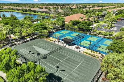8362 Viale Cir, Naples, FL 34114 - Photo 47
