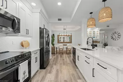 8452 Abbington Cir #1612, Naples, FL 34108 - Photo 3