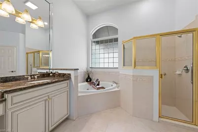 7904 Glenfinnan Cir, Fort Myers, FL 33912 - Photo 21