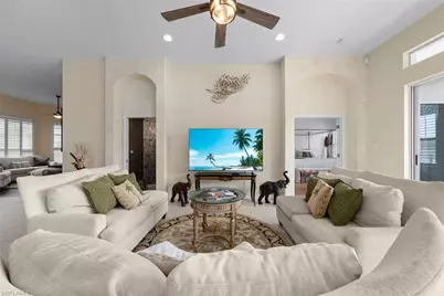 7904 Glenfinnan Cir, Fort Myers, FL 33912 - Photo 11