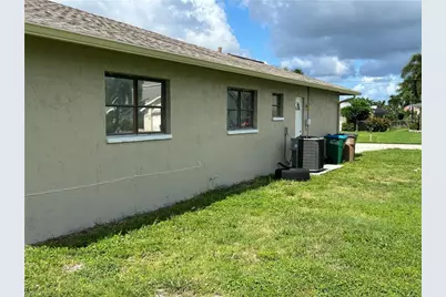 3805/3807 SE 15th Pl, Cape Coral, FL 33904 - Photo 19