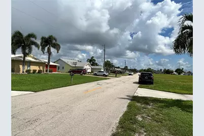3805/3807 SE 15th Pl, Cape Coral, FL 33904 - Photo 21