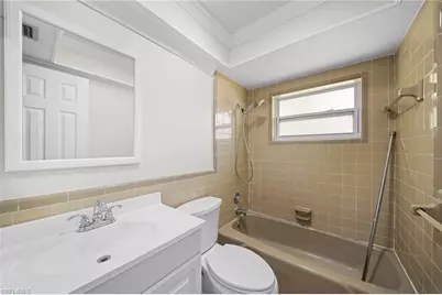 5820 Algiers St, Fort Myers, FL 33919 - Photo 9