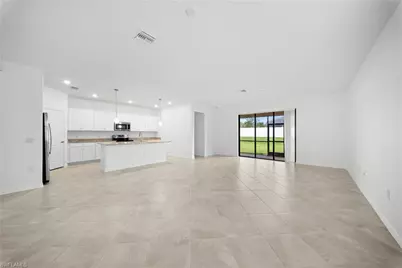14836 Palamos Cir, Fort Myers, FL 33905 - Photo 9