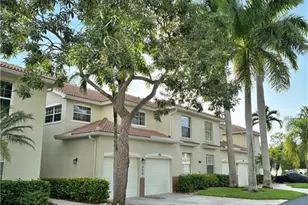 354 Dover Pl, Naples, FL 34104 - Photo 1