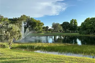 354 Dover Pl, Naples, FL 34104 - Photo 25