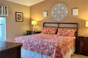 354 Dover Pl, Naples, FL 34104 - Photo 15