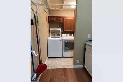 354 Dover Pl #202, Naples, FL 34104 - Photo 17