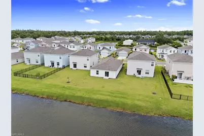 12119 Shortleaf Pine Trl, Fort Myers, FL 33966 - Photo 37