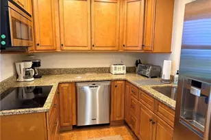 1700 Pine Valley Dr, Fort Myers, FL 33907 - Photo 3