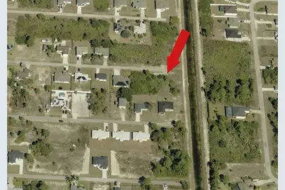 2501 34th St SW, Lehigh Acres, FL 33976 - Photo 3