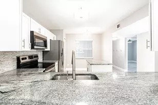1392 Churchill Cir, Naples, FL 34116 - Photo 5