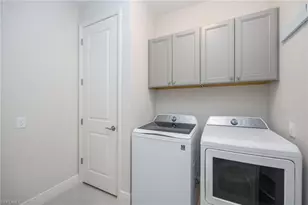2647 Seychelles Cir, Naples, FL 34112 - Photo 19