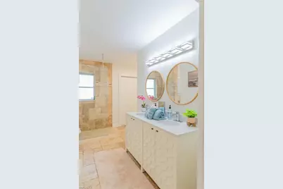 688 106th Ave N, Naples, FL 34108 - Photo 3