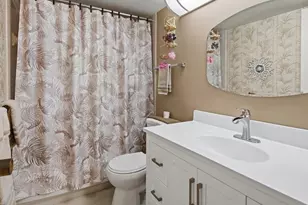320 Seaview Ct, Marco Island, FL 34145 - Photo 17
